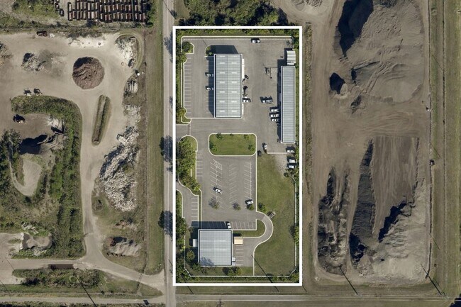 Plus de détails pour 12625 40th St N, Clearwater, FL - Industriel à louer