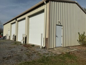 3840 Elida Rd, Lima, OH for lease Building Photo- Image 2 of 11