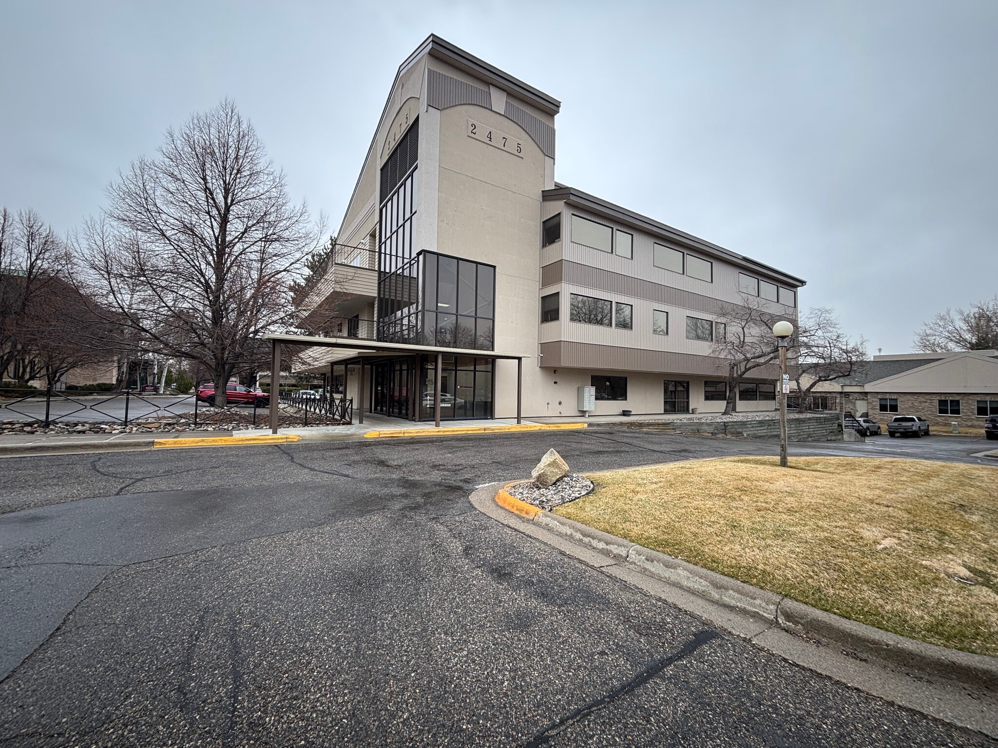 2475 Village Ln, Billings, MT for lease Primary Photo- Image 1 of 7