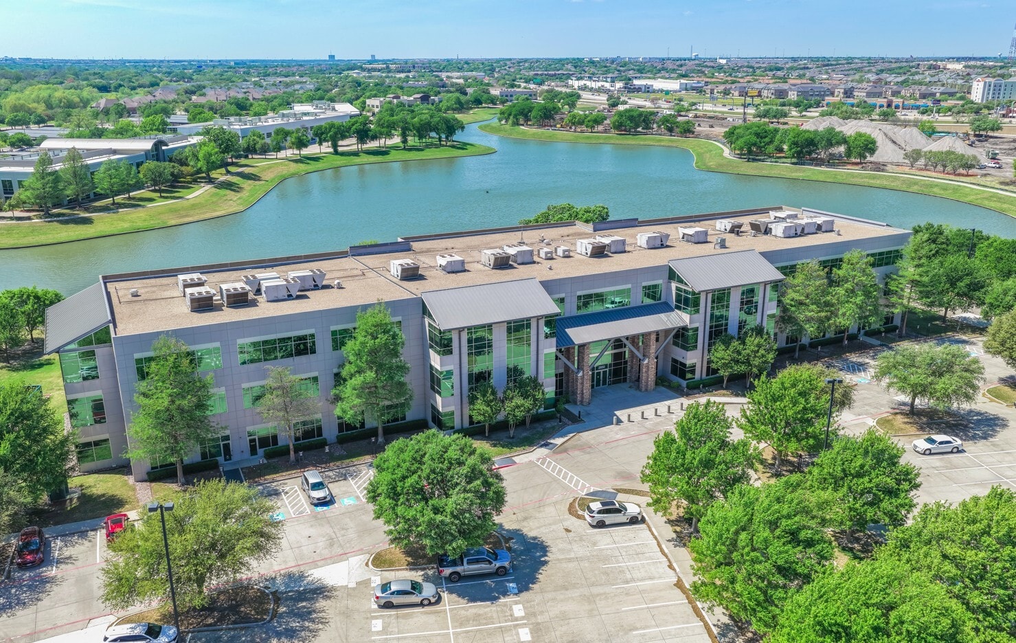 2850 Lake Vista Dr, Lewisville, TX for lease Building Photo- Image 1 of 11