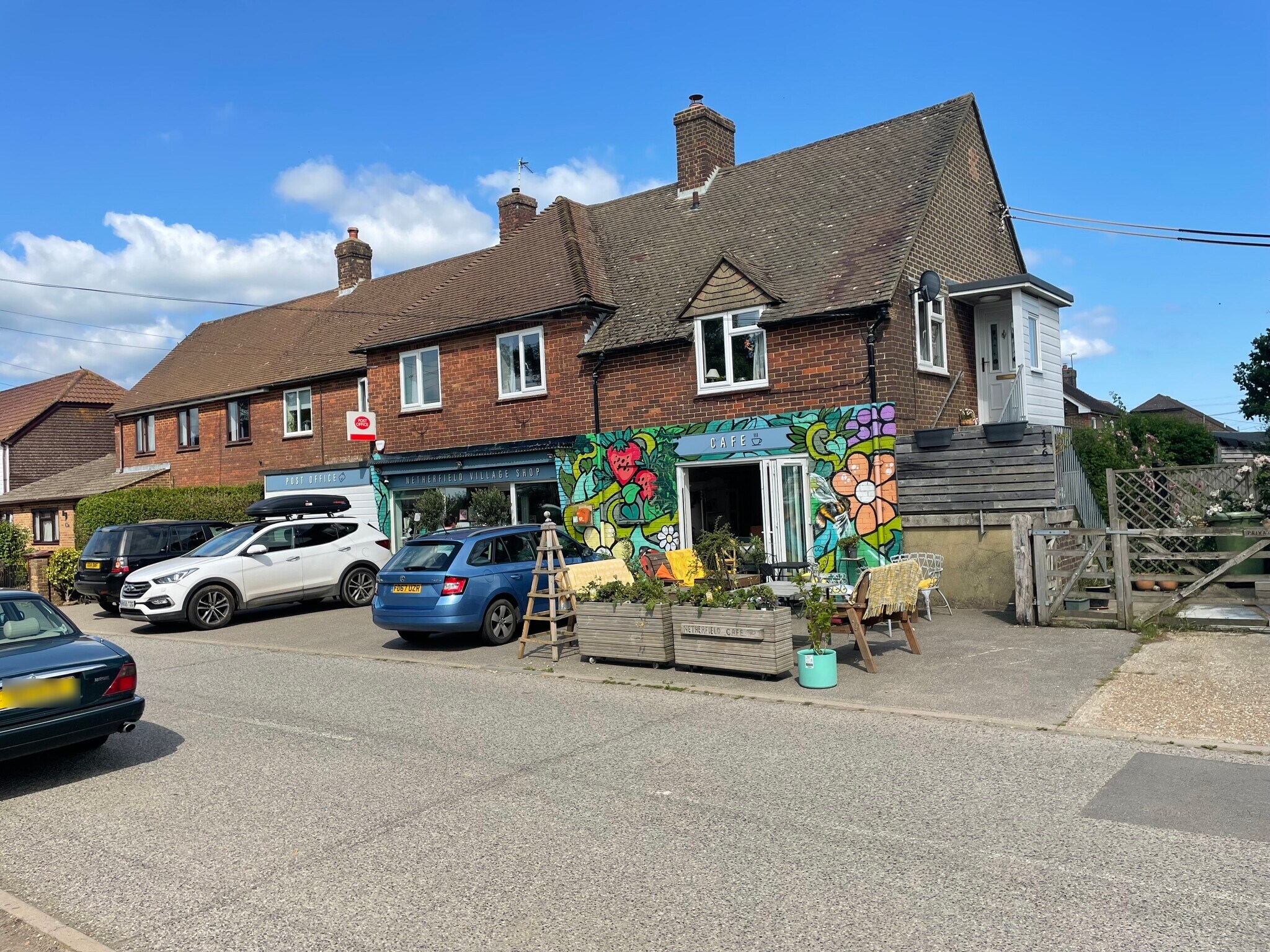 Darvel Down, Netherfield à vendre Photo du bâtiment- Image 1 de 49