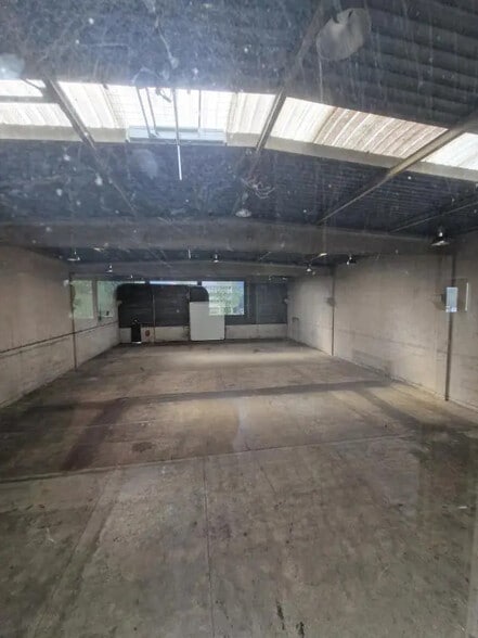 Bureau dans SAINT-OUEN-L'AUMONE à louer - Photo intérieure - Image 3 de 11