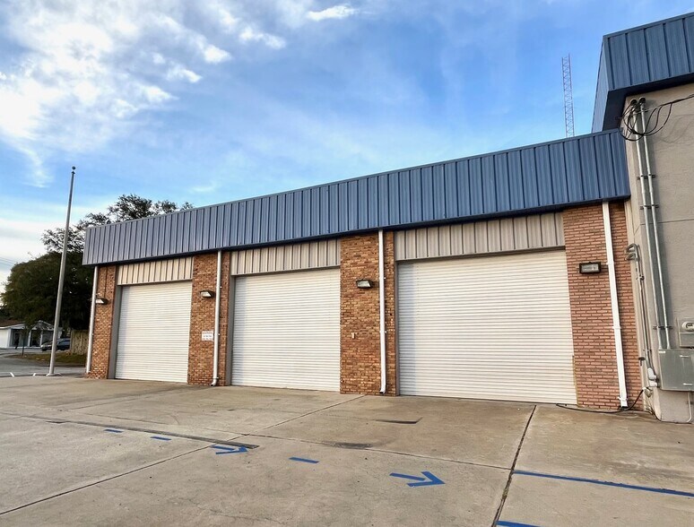 2 Racetrack Rd NE, Fort Walton Beach, FL à louer - Photo du bâtiment - Image 2 de 42