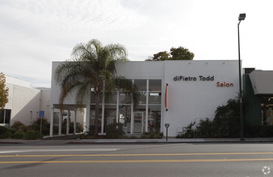 1919 Mount Diablo Blvd, Walnut Creek, CA à louer - Photo du bâtiment - Image 2 de 40