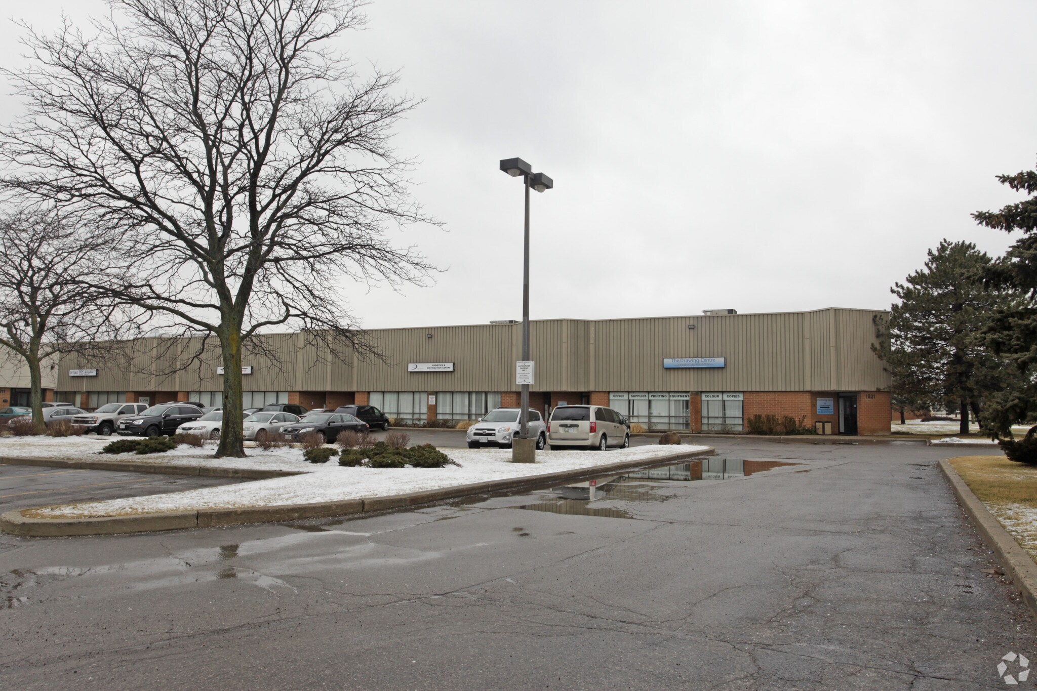 1821 Albion Rd, Toronto, ON à vendre Photo principale- Image 1 de 1