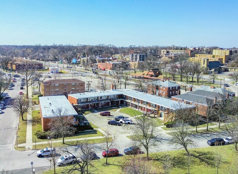 1901 W Pryor Ave, Chicago, IL for sale - Building Photo - Image 1 of 5