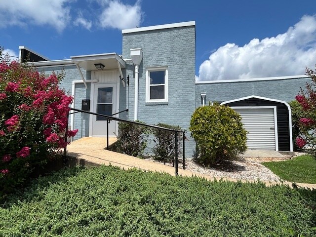 525 7th St, Altavista, VA for lease - Building Photo - Image 1 of 3