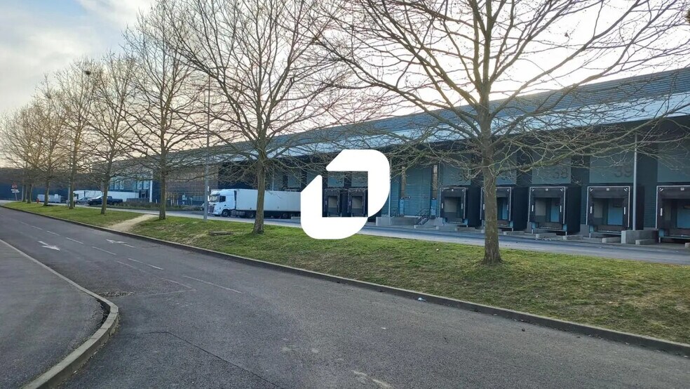 Flex dans Marly-la-Ville à louer - Photo du bâtiment - Image 2 de 4