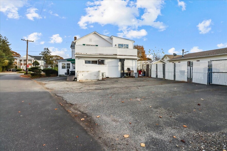 1001 Arnold Ave, Point Pleasant, NJ for sale - Building Photo - Image 3 of 17