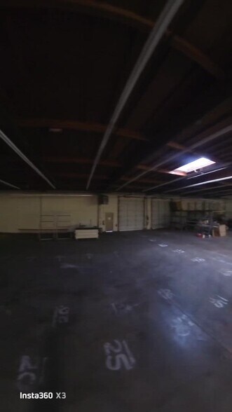 700 E Port Hueneme Rd, Oxnard, CA à vendre - Vidéo sur l’inscription commerciale - Image 2 de 10