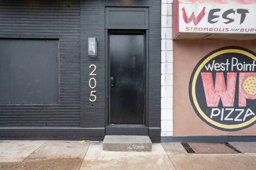 205 N 63rd St, Philadelphia, PA à vendre - Photo du bâtiment - Image 2 de 28