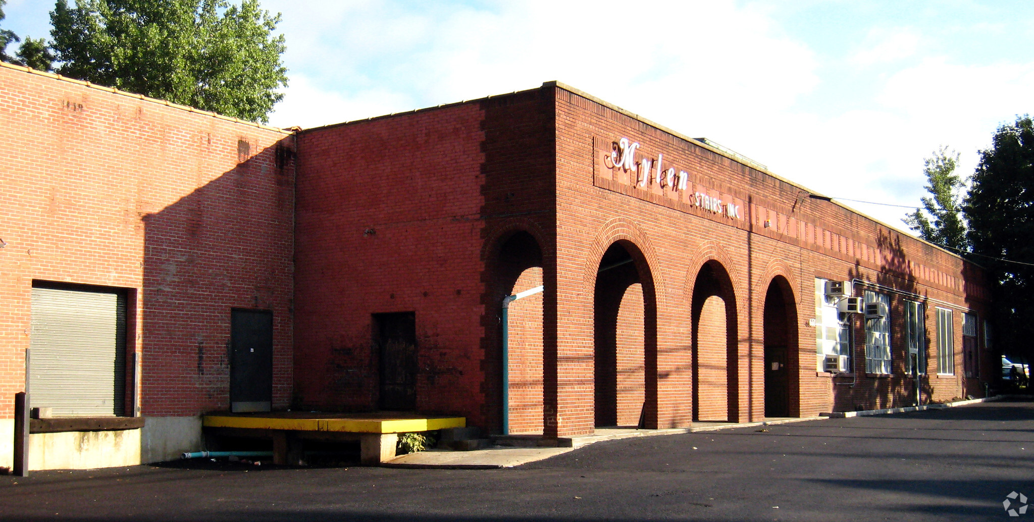 710 Washington St, Peekskill, NY à louer Photo du bâtiment- Image 1 de 17