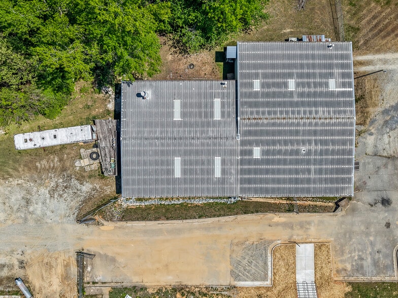 1200 Hickory Chapel Rd, High Point, NC for sale - Building Photo - Image 2 of 6