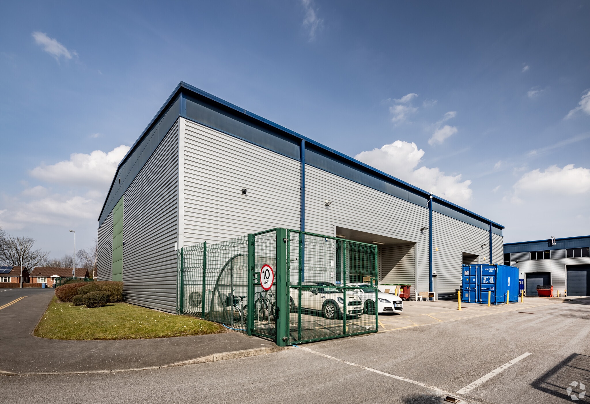 Fairhills Rd, Manchester for lease Primary Photo- Image 1 of 2