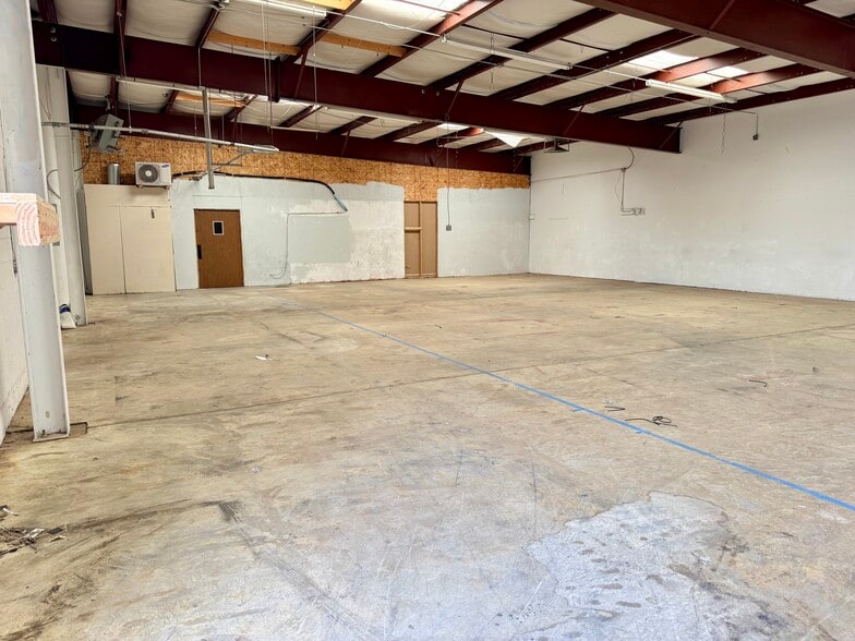 227 W 300 S, Bountiful, UT for lease - Building Photo - Image 3 of 9