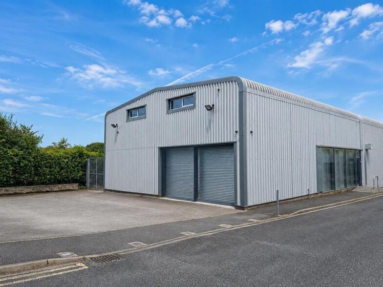Millennium Rd, Skipton for lease - Building Photo - Image 2 of 8