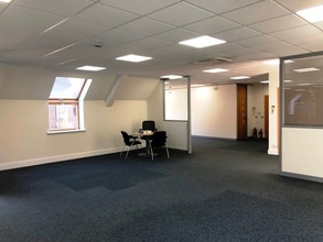 Old Woking Rd, Old Woking for lease Interior Photo- Image 2 of 8