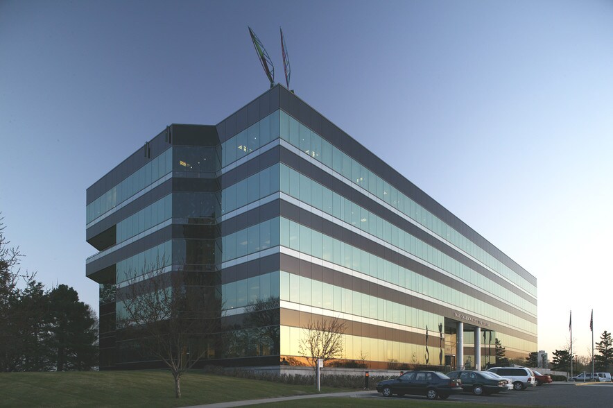 3033 Excelsior Blvd, Minneapolis, MN à louer - Photo du bâtiment - Image 2 de 12