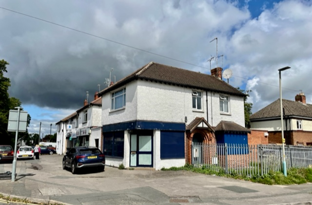 106 Whaddon Rd, Cheltenham for sale - Primary Photo - Image 1 of 1