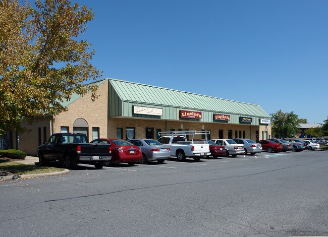 Plus de détails pour 193 Thomas Johnson Dr, Frederick, MD - Bureau/Commerce de détail à louer