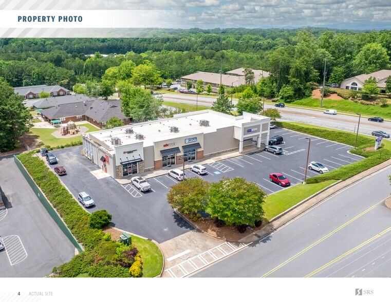 4477 Towne Lake Pky, Woodstock, GA à vendre - Photo du bâtiment - Image 3 de 8