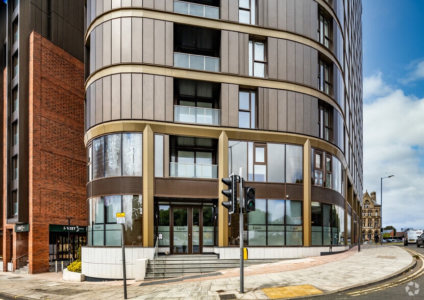 Parliament Sq, Liverpool for lease - Building Photo - Image 2 of 5