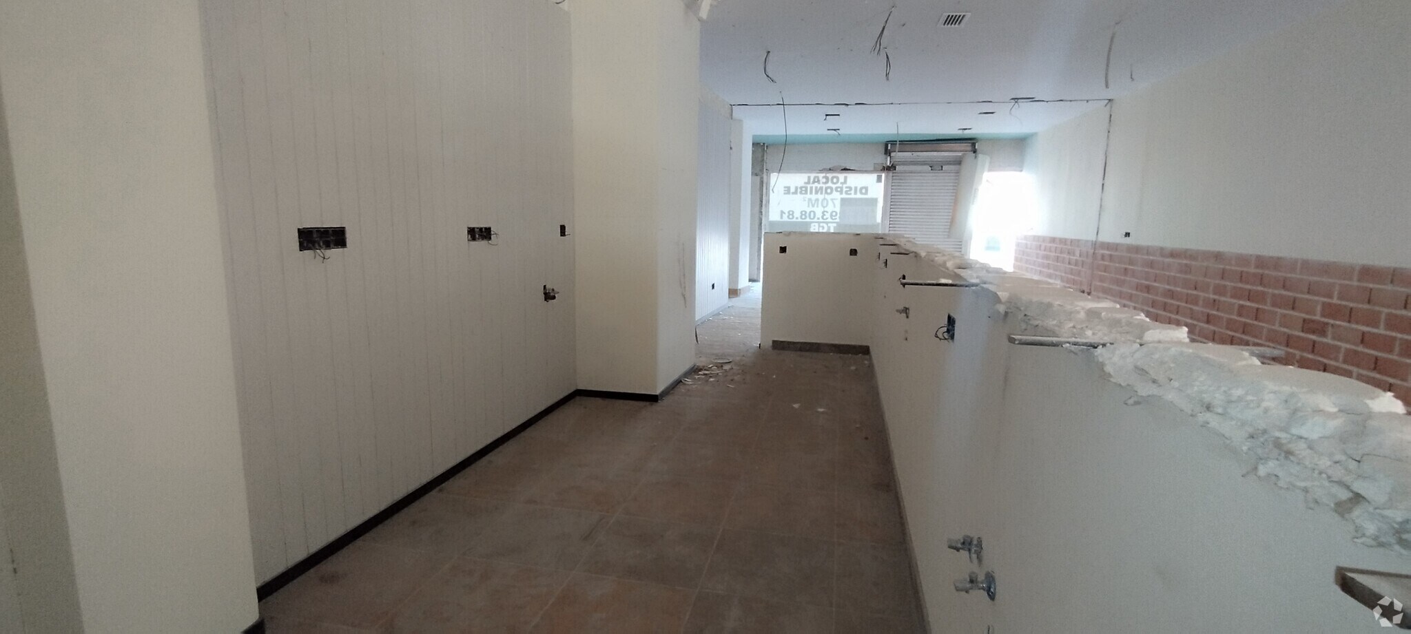 Retail in Ciempozuelos, Madrid for lease Interior Photo- Image 1 of 3
