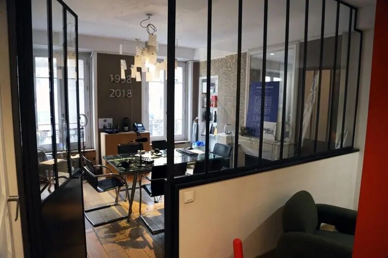 Bureau dans Paris à vendre - Photo du bâtiment - Image 2 de 12