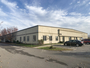 4224-4252 Ridge Lea Rd, Buffalo, NY for lease Building Photo- Image 1 of 9