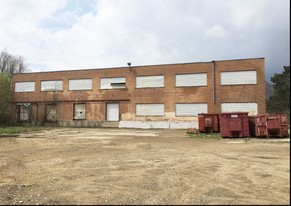 38 Kenosha Ave, Battle Creek MI - Warehouse