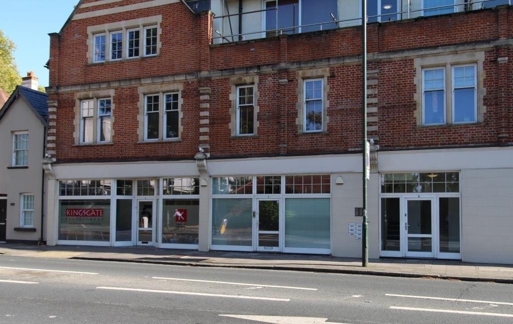 5-11 Hampton Court Rd, Kingston Upon Thames for sale Building Photo- Image 1 of 6