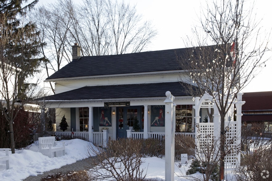 158 Main Street Unionville, Unionville, ON for lease - Building Photo - Image 2 of 2