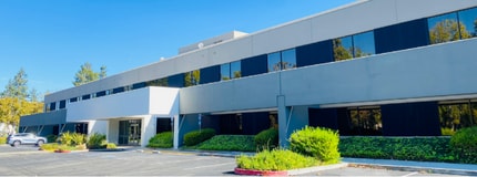 350 Oakmead Pky, Sunnyvale, CA for lease Building Photo- Image 1 of 3