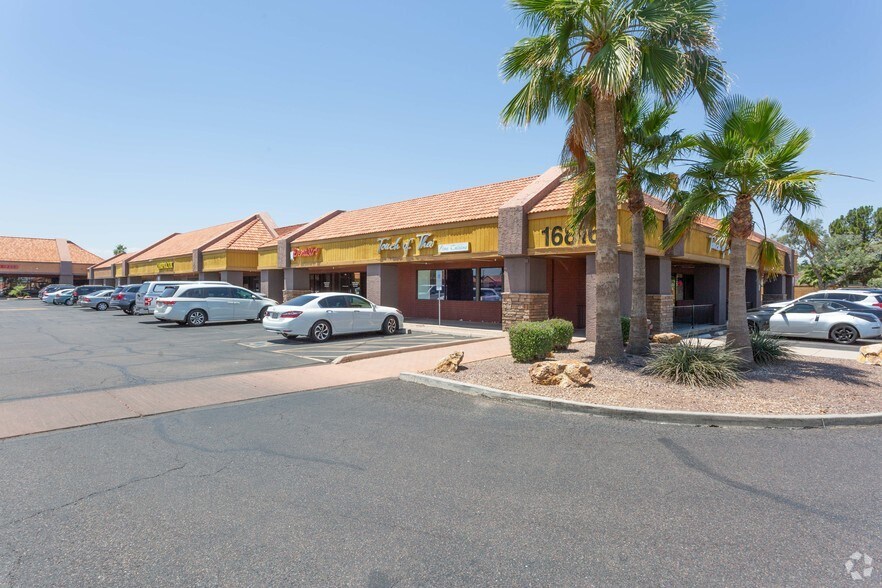 16816 N 35th Ave, Phoenix, AZ à louer - Photo du bâtiment - Image 1 de 11