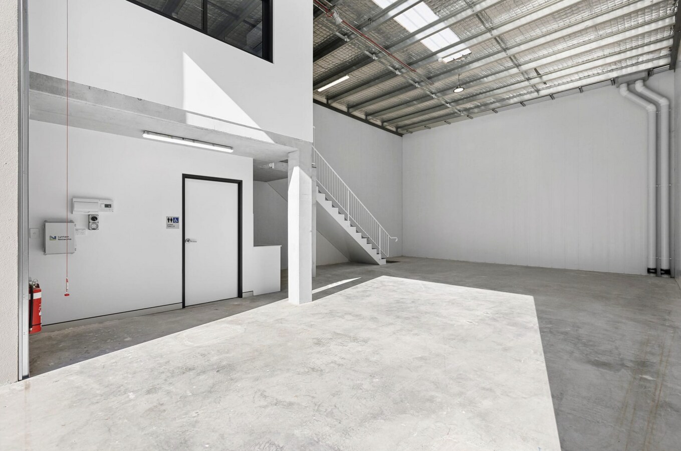 15 Jubilee Ave, Warriewood, NSW 2102 - Unit 16 - - Interior Photo - Image 2 of 4