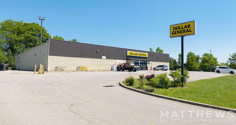 1830 Pennsylvania Ave, West Mifflin, PA for sale - Building Photo - Image 1 of 1