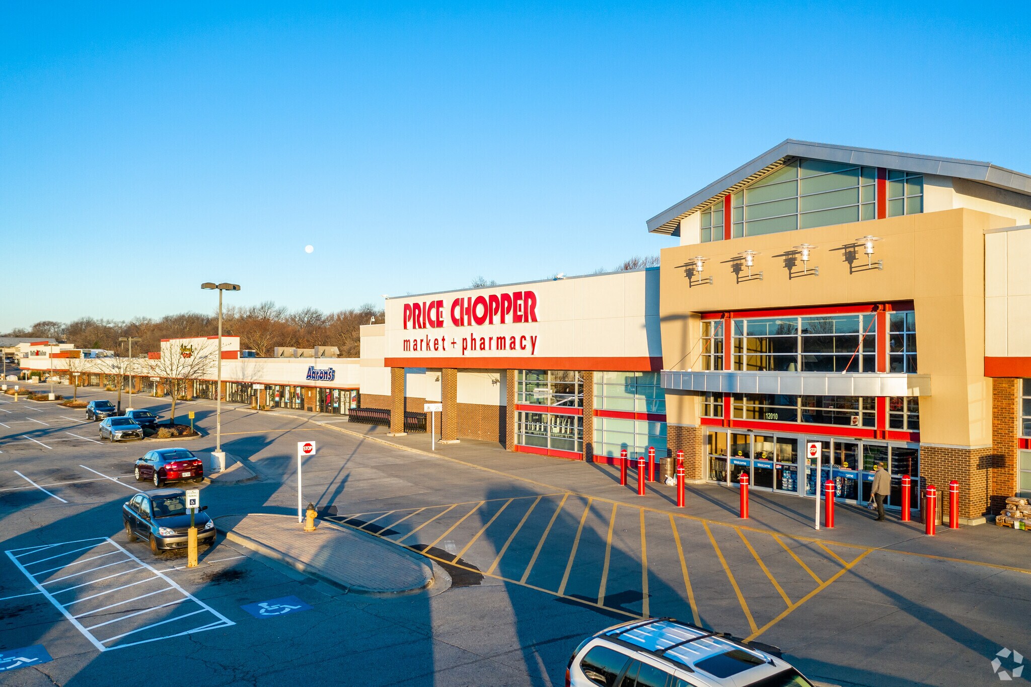 11966-12230 Shawnee Mission Pky, Shawnee, KS for lease Building Photo- Image 1 of 9