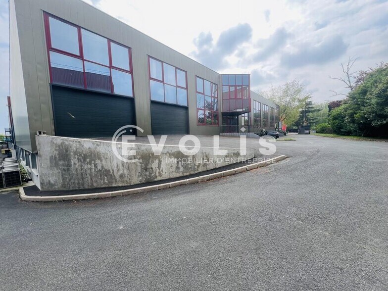 Flex dans Créteil à louer - Photo du bâtiment - Image 2 de 19