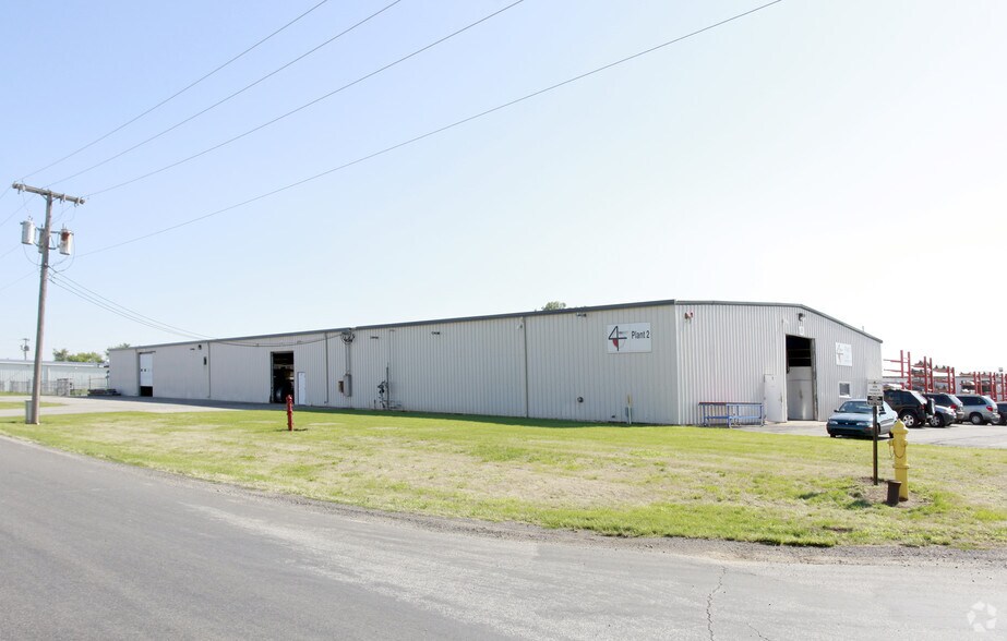 3125 Maple City Dr, Goshen, IN à vendre - Photo du bâtiment - Image 2 de 2