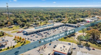 Plus de détails pour 751 N Ferdon Blvd, Crestview, FL - Vente au détail à louer