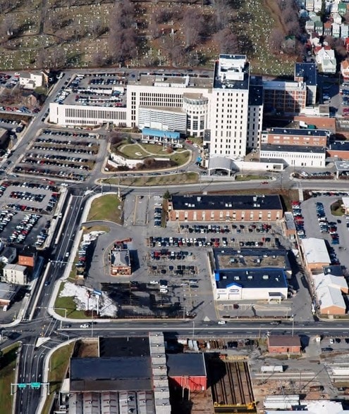 615 Howard Ave, Altoona, PA for lease - Aerial - Image 3 of 14