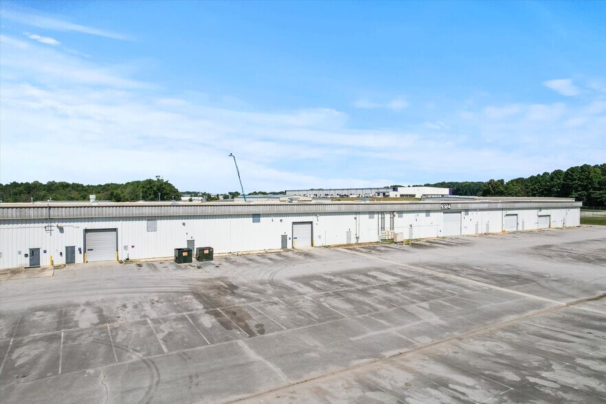 9324 Madison Blvd, Madison, AL à louer - Photo du bâtiment - Image 3 de 8