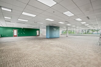 200 E Campus View Blvd, Columbus, OH for lease Interior Photo- Image 2 of 3