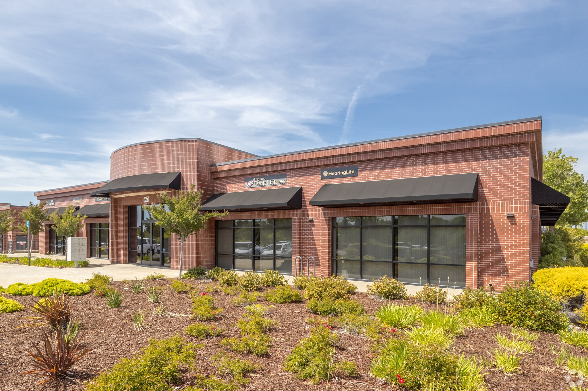 750 Oak Avenue Pky, Folsom, CA for sale Primary Photo- Image 1 of 6