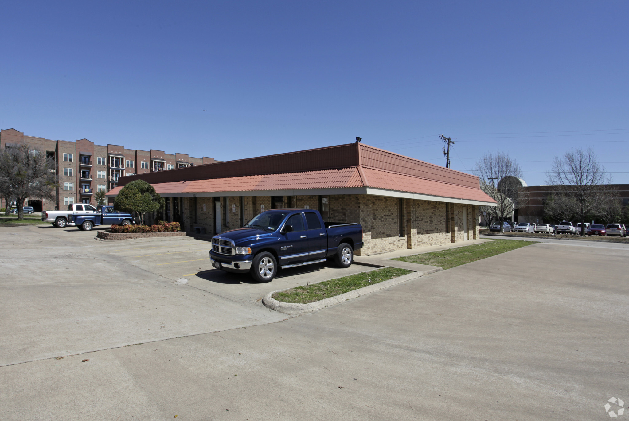 1025 S Main St, Grapevine, TX à vendre Photo principale- Image 1 de 1