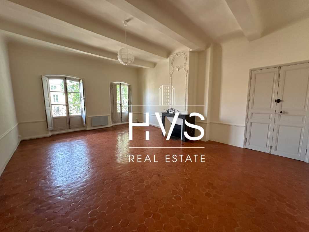 10 Cours Mirabeau, Aix-en-Provence for lease Interior Photo- Image 1 of 7