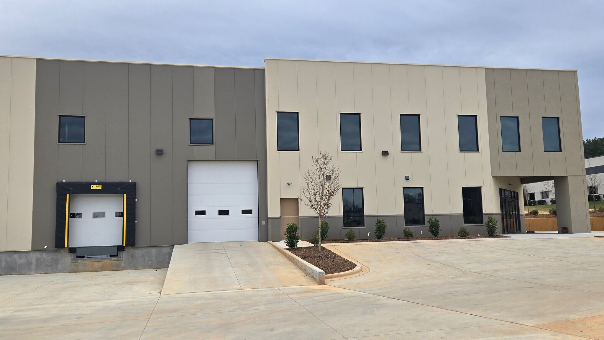 168 Thunder Rd, Mooresville, NC for lease Primary Photo- Image 1 of 34