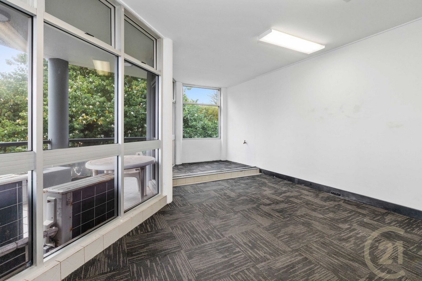 91 Landsborough Ave, Scarborough, QLD 4020 - Unit 5 -  - Interior Photo - Image 2 of 7