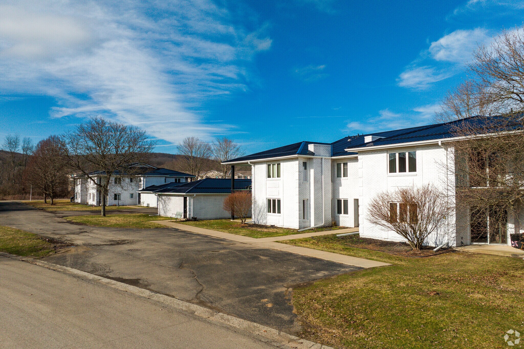 13 Eagle Dr, Painted Post, NY à vendre Photo du bâtiment- Image 1 de 21