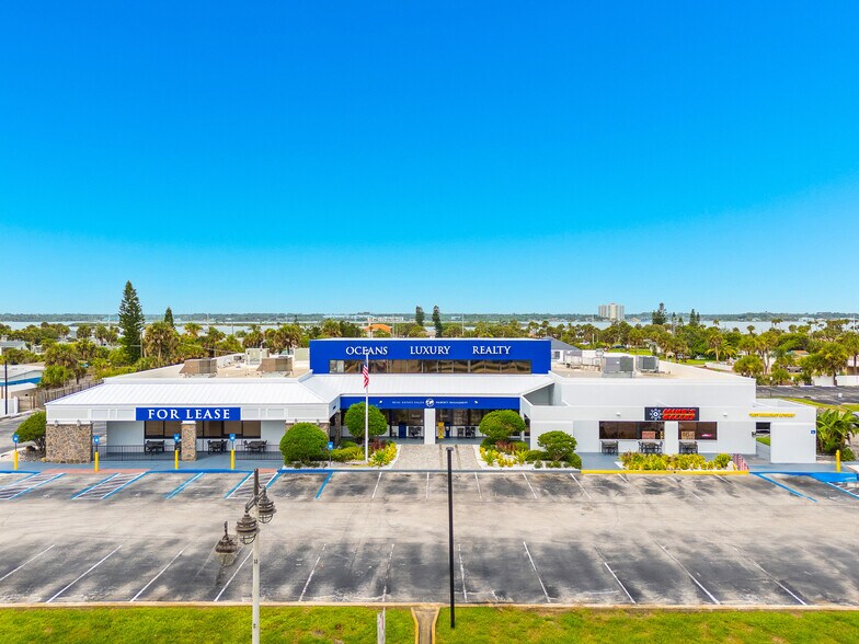 3162 S Atlantic Ave, Daytona Beach Shores, FL à louer - Photo du bâtiment - Image 3 de 98